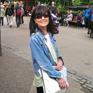 Meet your Posher, Anne neri